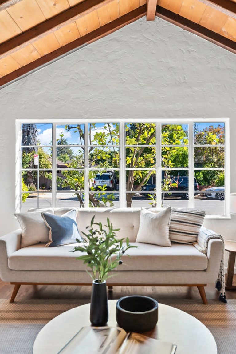 5-1460LathamStreet-10